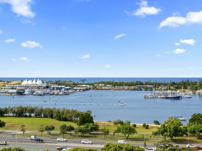1404 / 1 Como Crescent, Southport