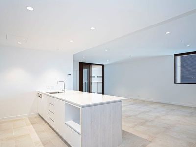 802 / 3 Northcliffe Terrace, Surfers Paradise