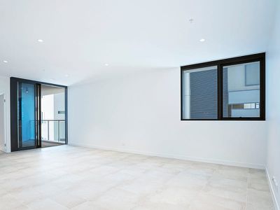 802 / 3 Northcliffe Terrace, Surfers Paradise